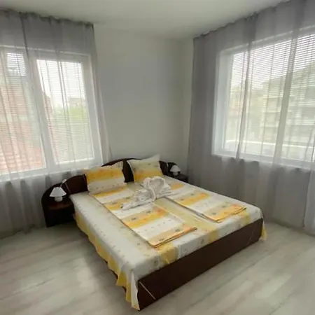 Guest House Mariya